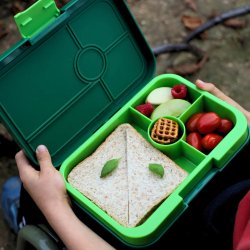 Yumbox Tapas Bento Madkasse - 4 rum - Palm Grn med Lime Bakke